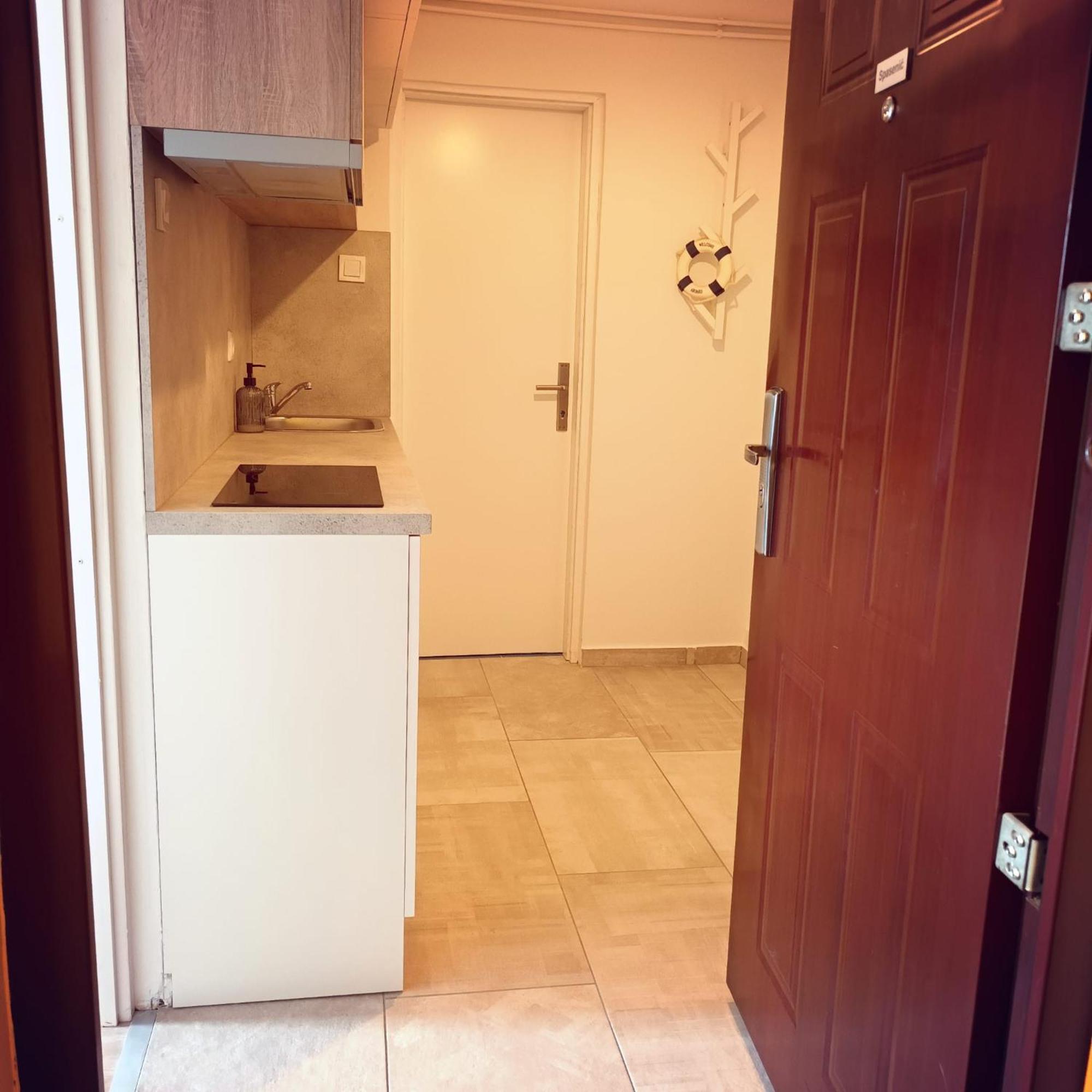 萨格勒布Bright And Modern Studio Near City Center公寓 外观 照片